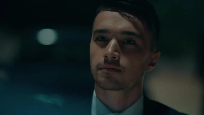 Кадры из сериала Чукур (2017)